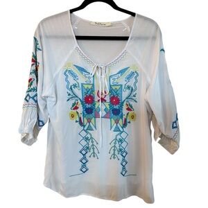 SOLITAIRE- Embroidered White Tunic Top